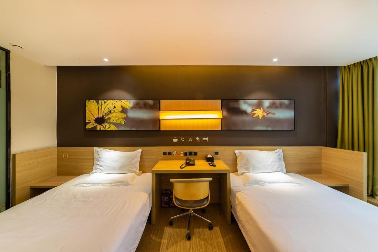 Iu Hotel Chongqing Jiefangbei Buitenkant foto