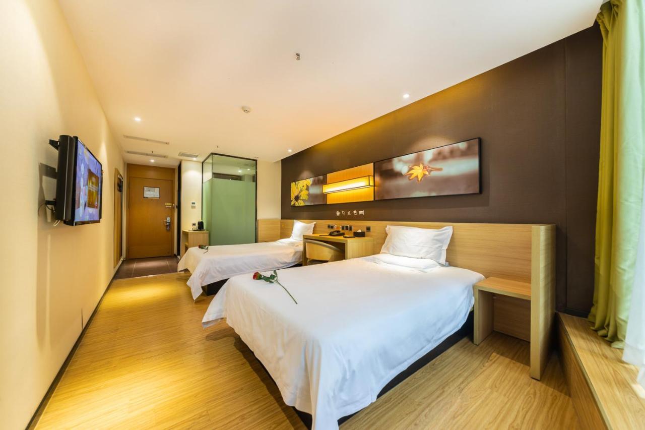 Iu Hotel Chongqing Jiefangbei Buitenkant foto